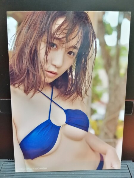 伊織もえファースト写真集『ぼくともえ。』初版限定特典生写真