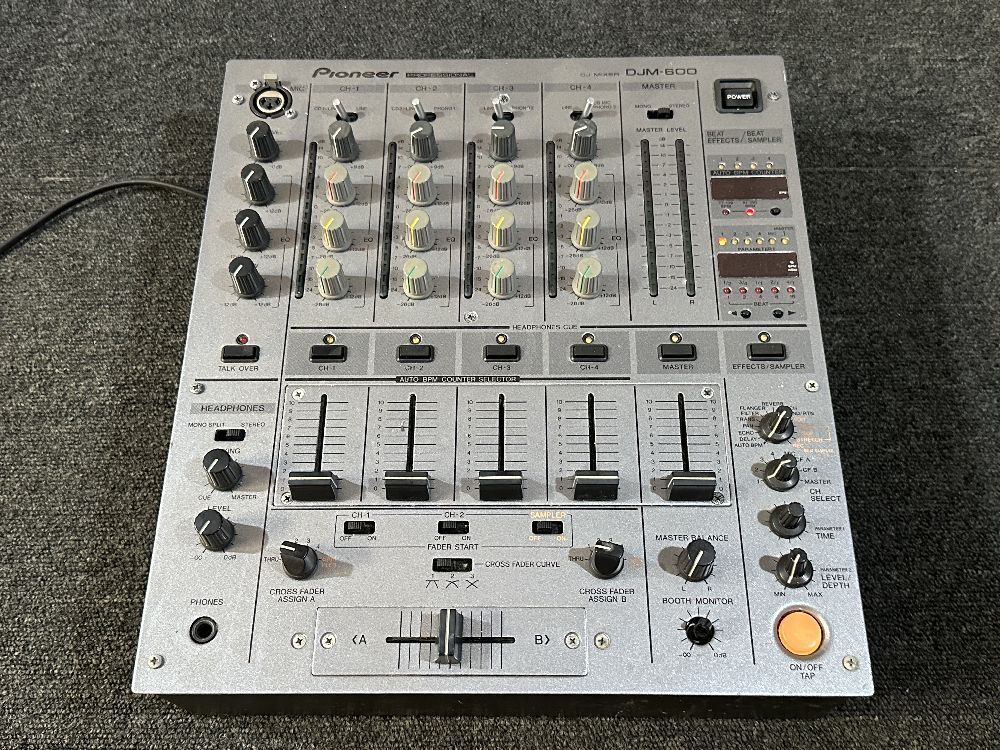 PioneerのDJM-600 ジャンク品 Yahoo!オークション -「pioneer djm 600」の落札相場・落札価格