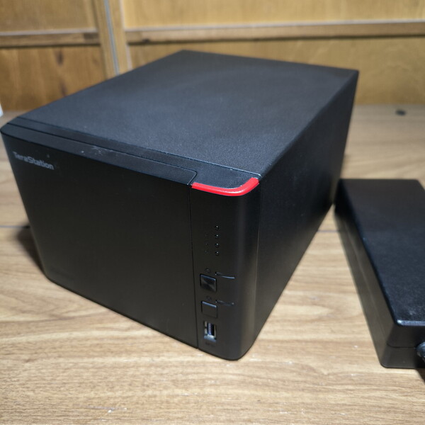 バッファロー TeraStation 1400D TS1400D1604 4ベイ NAS