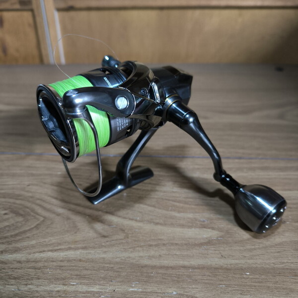 シマノ C3000XG-E TWIN POWER 24 ツインパワー スピニングリール