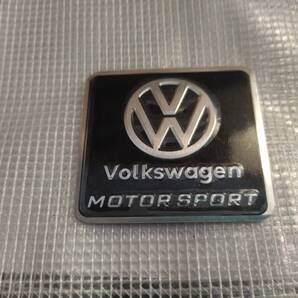 【ゆうパケット送料込】Volkswagen(フォルクスワーゲン)エンブレムプレート ブラック 縦5.5cm×横6㎝