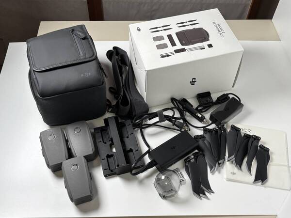 中古品)DJI ドローン Mavic 2 Fly More Kit(中古バッテリー2個) + 中古バッテリー1個 + 中古プロペラ、DJIのMavic 2用専用アクセサリー