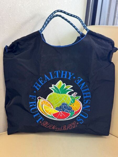 ★D.KELLY 新品タグ付き フルーツ刺繍エコバッグ ロープ ナイロン製 ブラック 黒パラコードバック エコバッグ サブバック