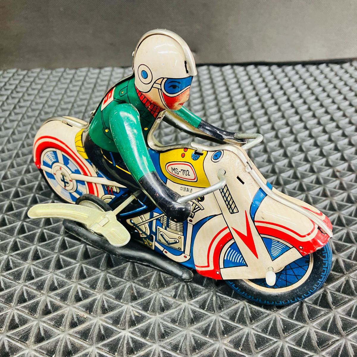 ブリキ レーサー バイク オートバイ レトロ ビンテージ 古い 昭和 2025年最新】Yahoo!オークション -ブリキバイクの中古品・新品