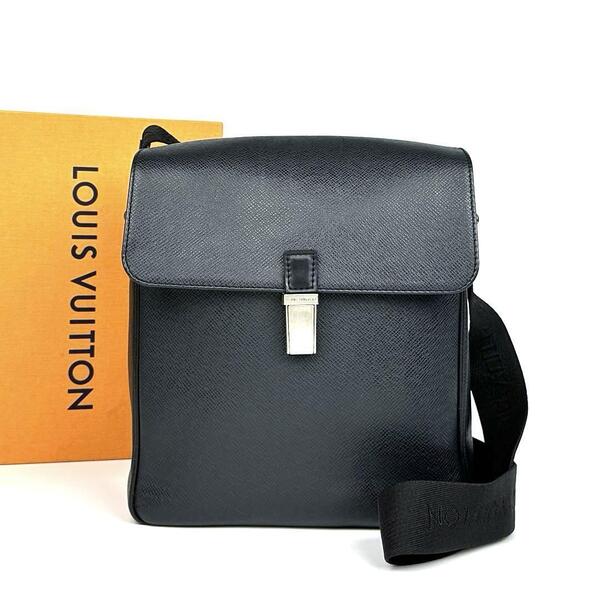 【極美品】LOUIS VUITTON ルイヴィトン タイガ ヤランガ ショルダーバッグ M30822 メッセンジャー ビジネス フォーマル レザー 人気 LVロゴ
