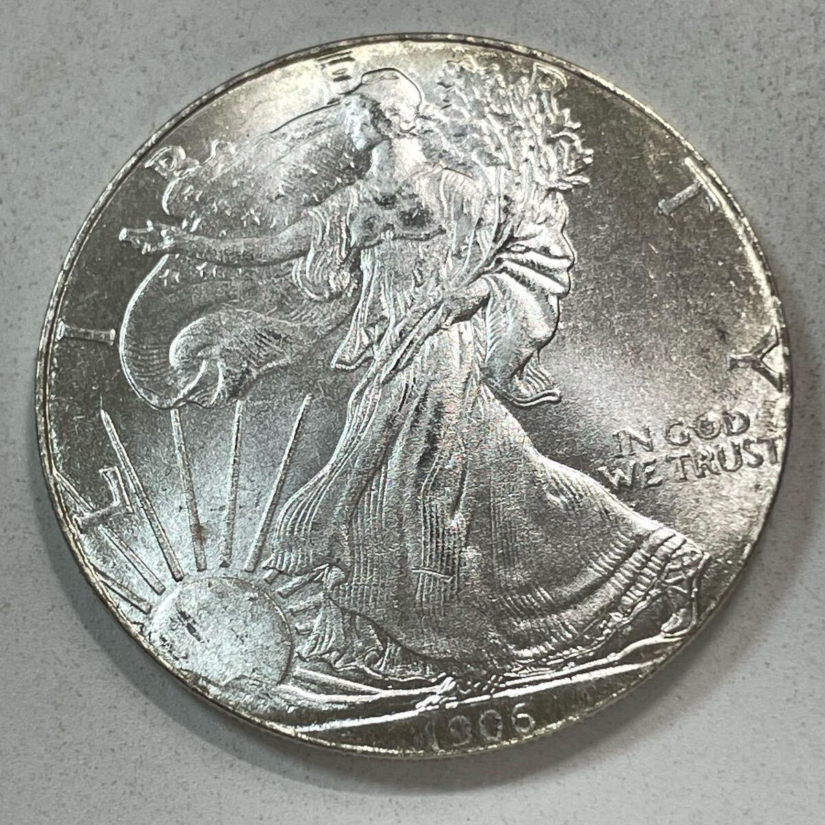 泰星コイン証明書付　自由の女神 リバティ銀貨 2025年最新】リバティ コイン 自由の女神の人気アイテム - メルカリ