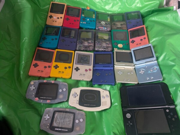 任天堂 Nintendo ゲームボーイカラー ポケット アドバンス SP 3DSLL ゲーム機 22台