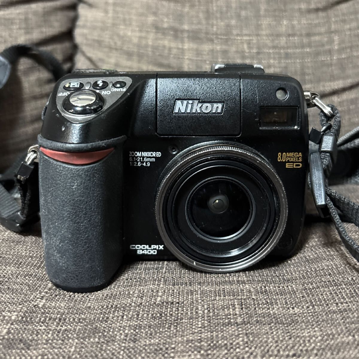 Yahoo!オークション -「ニコン e8400」(家電、AV、カメラ) の