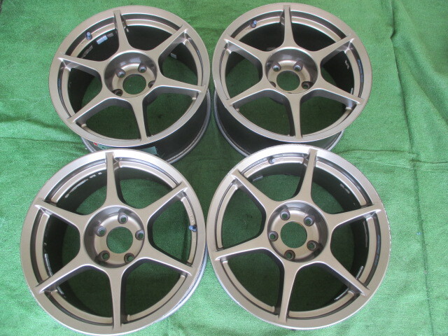 大特価!! AVS×2本 114.3 8J 17インチアルミホイール 2025年最新】17インチホイール 5穴 114.3 8jのおすすめ商品を