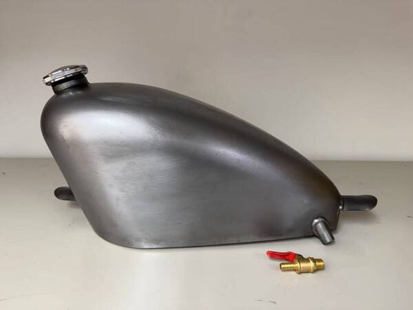 即納品 T-5 8-9L 汎用 ナロースポーツスタータンク チョッパー ショベル ワンオフ ナロー タンク製作工房