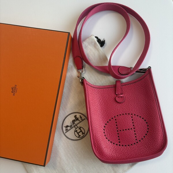 HERMES エルメス エブリンTPM ピンク Y刻印 ショルダーバッグ
