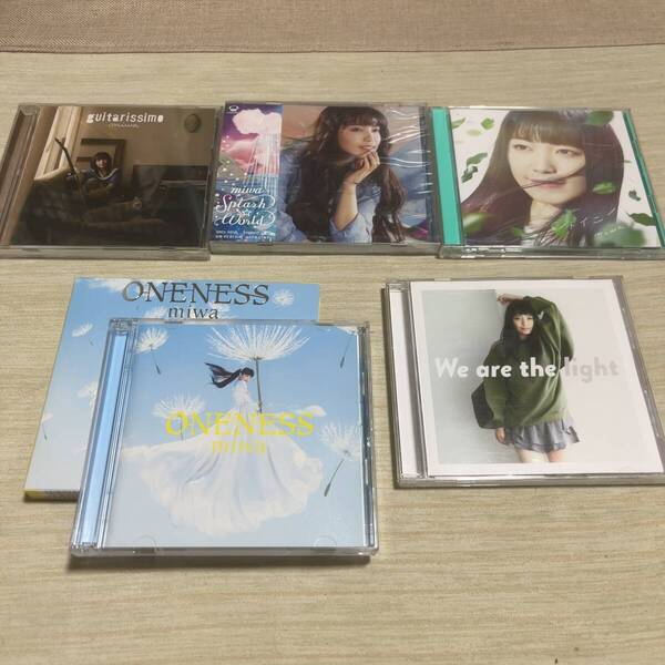 美品 & 新品未開封 miwa CD 5品セット(一部DVD付)(Splash☆World , ONENESS , We are the light , シャイニー , guitarissimo )