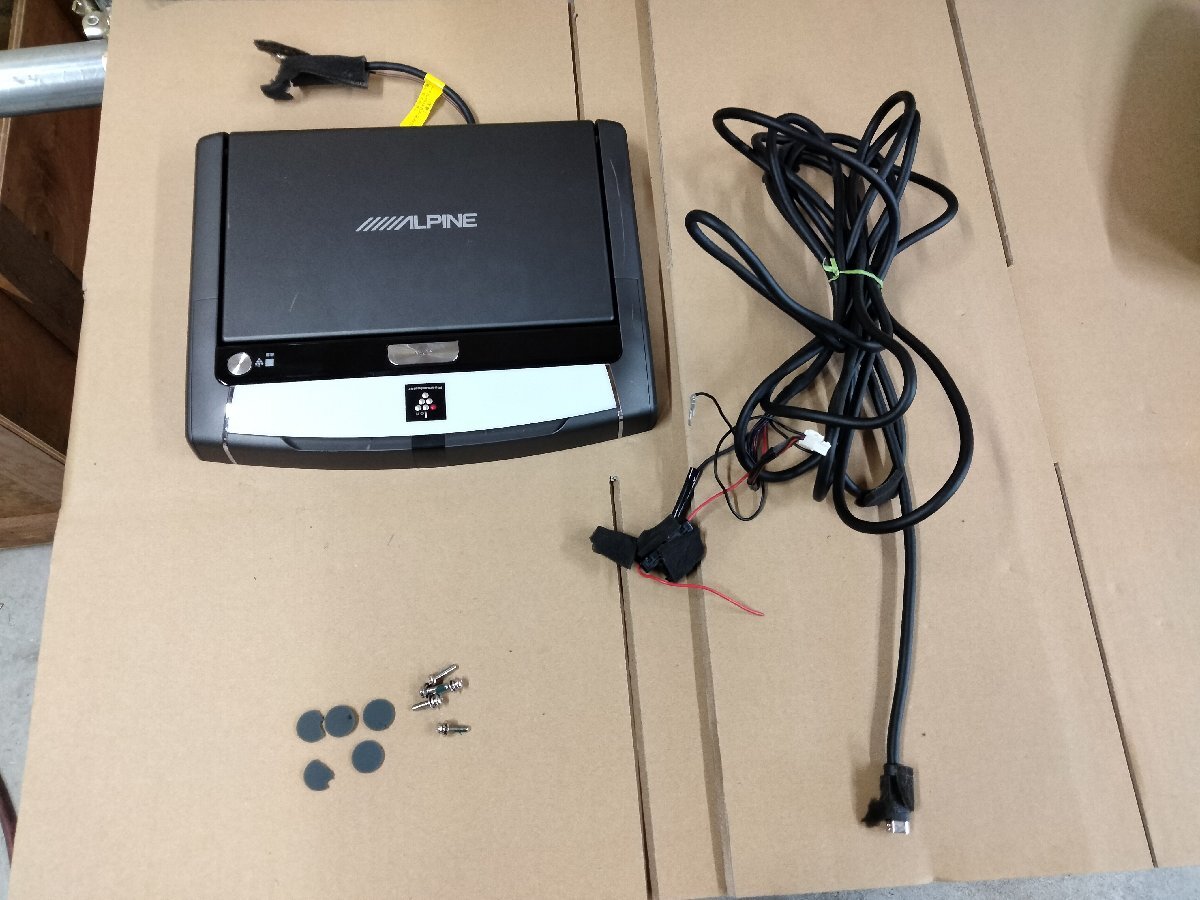 リモコン付属　アルパイン　フリップダウンモニターPCX-R3300B リモコン付属 アルパイン フリップダウンモニターPCX-R3300B
