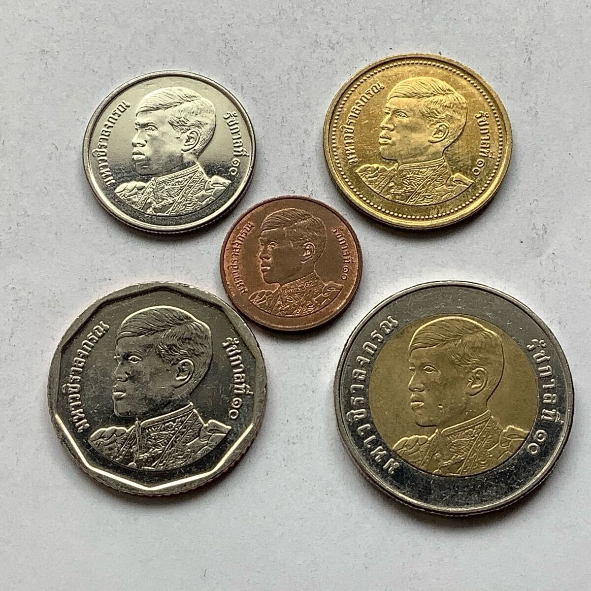 Yahoo!オークション -「10バーツ」(アジア) (世界)の落札相場