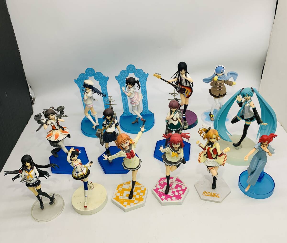 アニメ ラブライブ! ポスター タペストリー フィギュア 大量 まとめ売り Yahoo!オークション -「ラブライブ! タペストリー」(コミック