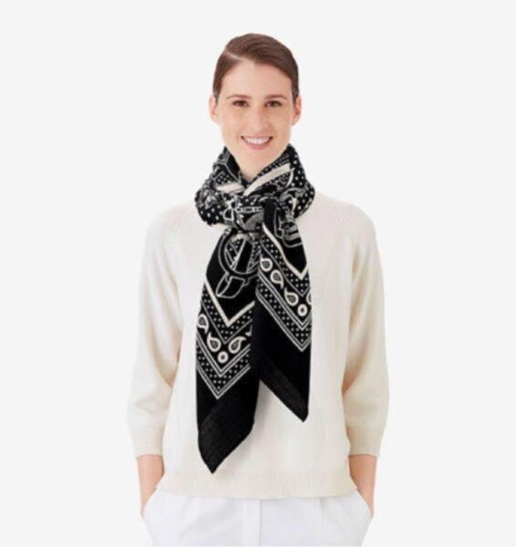 完売希少!新品未使用◆ エルメス カレジェアン カシミヤシルク 大判スカーフ ストール カレ140 Grand Manege Bandana カシシル 星玲奈 黒