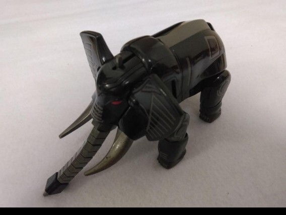 ガオレンジャー ガオコング・ガオエレファント【ブラックバージョン】 Amazon.co.jp: 百獣戦隊ガオレンジャー DX 百獣合体 ガオナイト