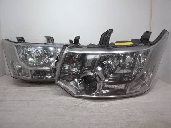 破損なし 【コーティング済】 HID キセノン 車検〇 KOITO 100-87918 BR61-5 デリカD:5 デリカ D5 CV5W CV1W CV2W CV4W ヘッドライト 左右
