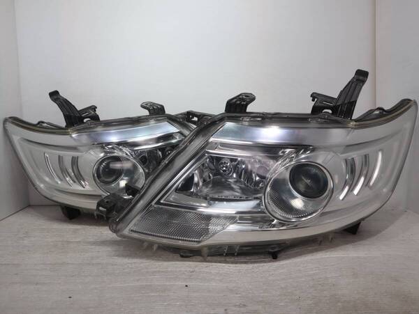 破損無し 【コーティング済】 後期 HID キセノン 迅速発送 KOITO 100-24921 管理BR62-2 セレナ ハイウェイスター C25 ヘッドライト 左右