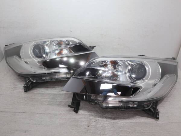 キレイ 破損なし HID 【コーティング済】 HID キセノン KOITO 100-67053 BR62-5 デイズルークス eKスペース B21A B11A ヘッドライト 左右