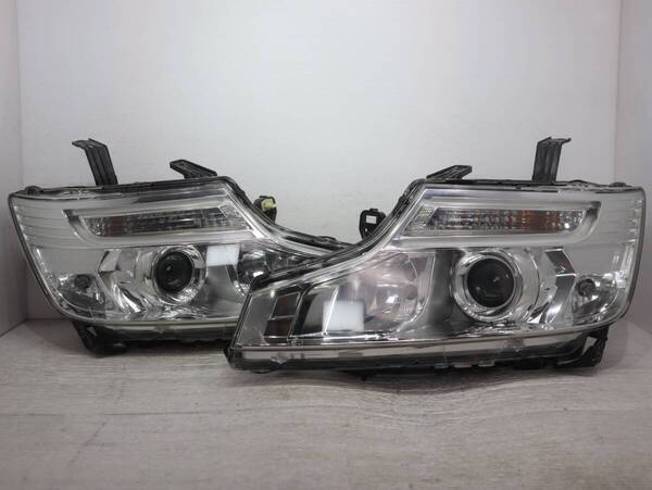破損無し 後期 【コーティング済】 HID キセノン KOITO 100-62075 管理BR65-10 RK5 RK6 ステップワゴン スパーダ ヘッドライト 左右