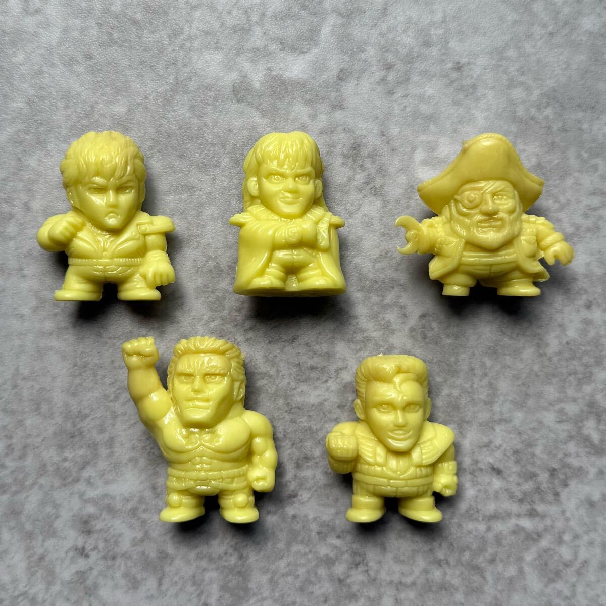 北斗の拳 消しゴム SDパート3 レイ 当時 1988年 フィギュア B仕様 Yahoo!オークション -「北斗の拳 sd消しゴム」の落札相場・落札価格
