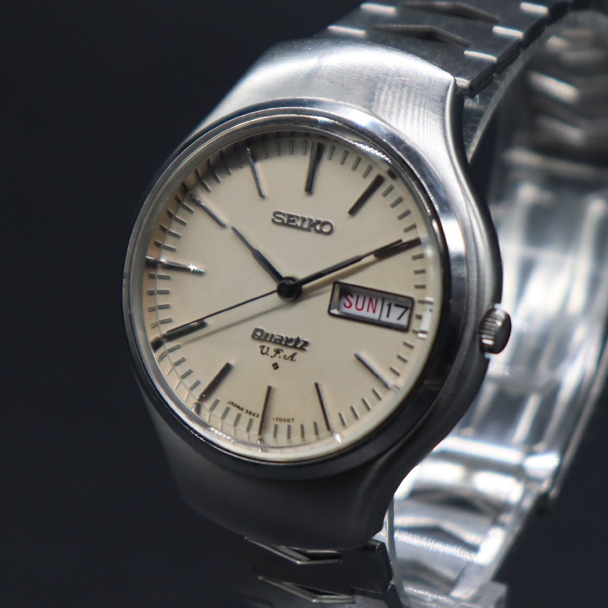 SEIKO セイコー クォーツ vfa 濃紺・ブラック ベルト純正美品 Yahoo!オークション -「セイコー vfa」の落札相場・落札価格