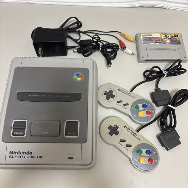 Nintendo スーパーファミコン 本体セット コントローラー2個・ケーブル・ACアダプター・カセット(エリア88)付き
