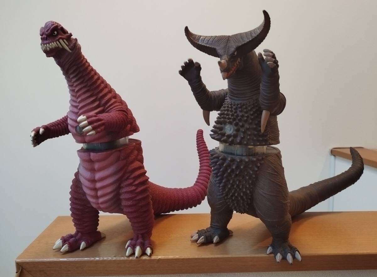 ウルトラマンサウンドバトラー 怪獣 フィギュア まとめ売り Yahoo!オークション -「サウンドバトラー」(ウルトラマン) (特撮