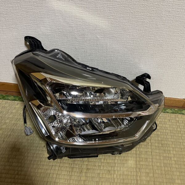 ミライース LA350S/LA360S 右側ライト LED KOITO 100-69042 MIRA ES 送料込み 即決 点灯済