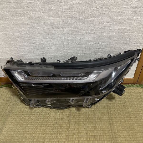 後期 LED AXAH54 RAV4ハイブリッド左側 ヘッドライト STANLEY 42-112 打刻:M 純正 送料込み 即決 点灯済 割れ無し