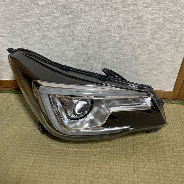 スバル フォレスター SJ5/SJG 後期 純正LEDヘッドライト KOITO 100-60310/刻印8V 右側 送料込み 即決 無傷 美品 点灯済