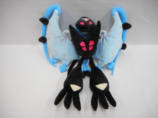 ポケモン ウルトラムーン　月食ネクロズマ ぬいぐるみ 日食、月食ネクロズマのぬいぐるみやメタルチャーム登場