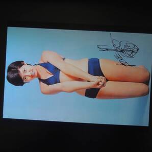 A4 額付き ポスター 山口百恵 グラビア 水着 写真 フォトフレーム
