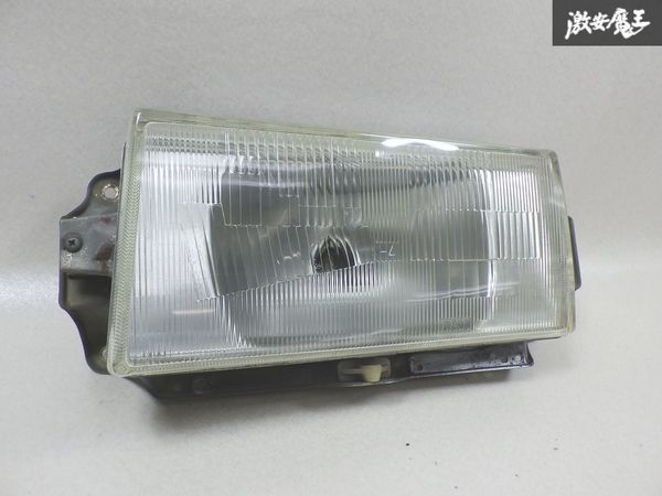 超希少の旧車 日産セドリック430 ヘッドライト左側のみ Yahoo!オークション -「セドリック430 ライト」の落札相場・落札価格