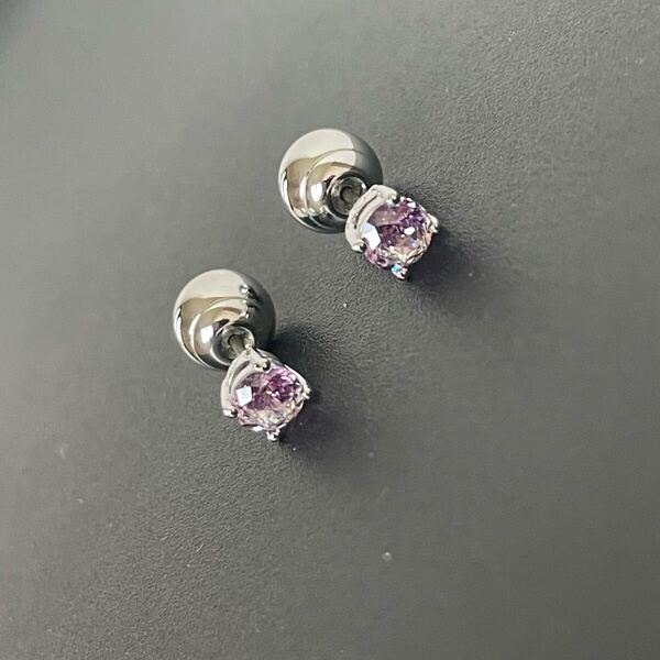 SWAROVSKI スワロフスキー 美品 正規品 アクセサリー ジュエリー ピアス シルバー ボールキャッチ 一粒 スタッズ 可愛い