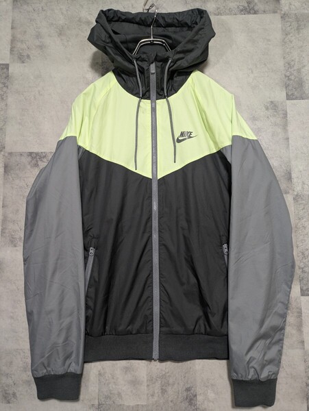 NIKE ナイキ ウインドブレーカー ナイロンジャケット ウインドランナー パーカー S AT5271-060 OSAGARI 古着 ブラック