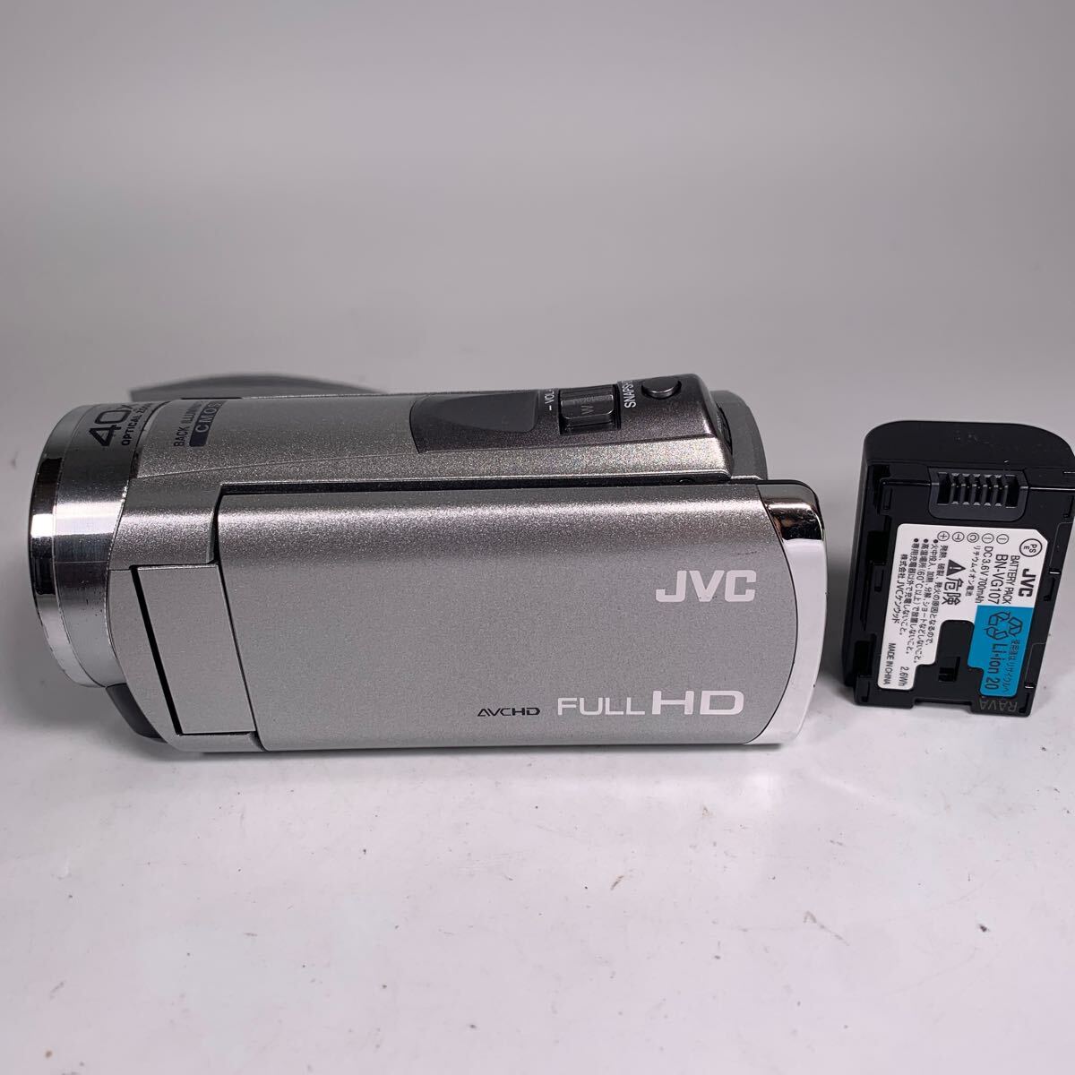 美品 Everio JVC FULL HD ビデオカメラ GZ−HM390‐w Yahoo!オークション -「jvc gz-hm390」の落札相場・落札価格