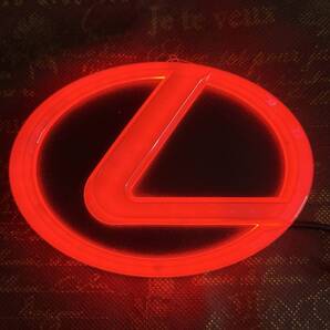 【送料無料】国内発送 LEXUS レクサス 5D LEDエンブレム 交換式 フロント用 リア用 12.5cm×9.25cm レッド