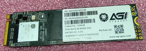 256GB SSD M.2(PCIe3.0×4 NVMe) AGI 256G16AI198 送料込み