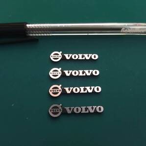 【ゆうパケット送料込】VOLVO(ボルボ) スピーカー用ミニエンブレム 4個セット 両面テープ付 アルミ製