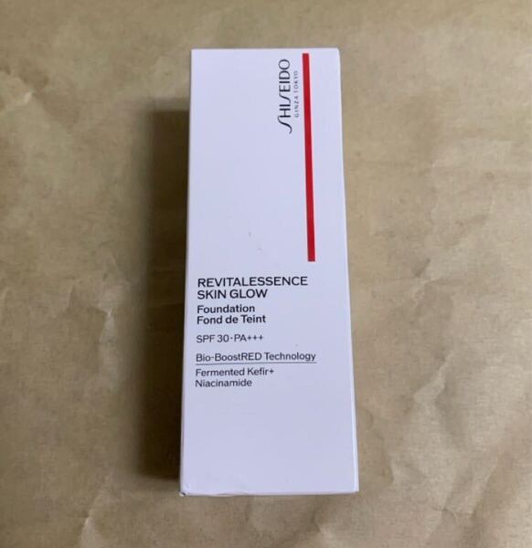 資生堂 SHISEIDO エッセンス スキングロウ ファンデーション 220 Linen
