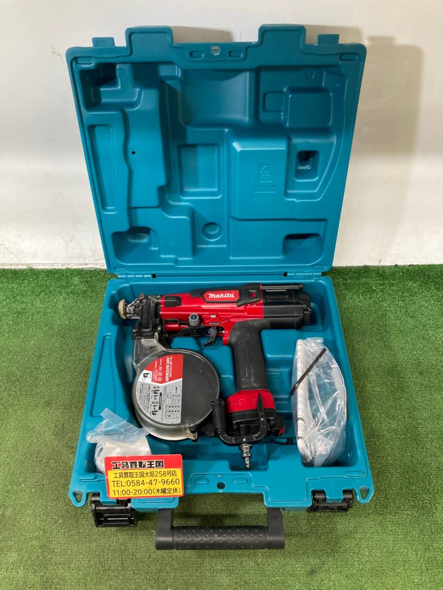 Makita - 値下げしました！マキタ高圧ビス打ち機AR320HR マキタ 高圧 32mm ビス打機 AR320HR/LOWS 電動工具、建築機械