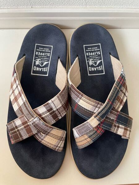 送料無料 着用1回 アイランドスリッパ size9 マドラスチェック スエード 美品 ISLAND SLIPPER サンダル
