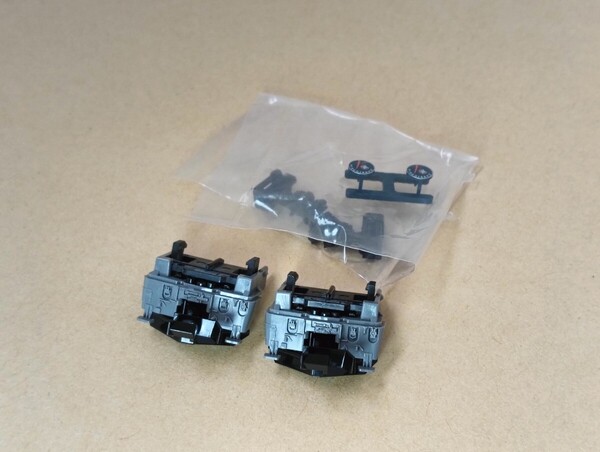TOMIX スカート 双頭形TNカプラー 1両分 /7173 JR EF81形電気機関車(JR東日本仕様・双頭形連結器付)ばらし