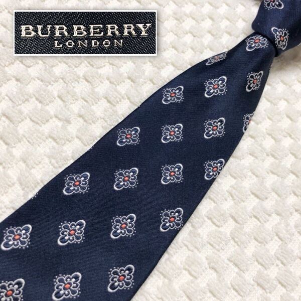 ■美品■BURBERRY LONDON バーバリーロンドン ネクタイ 花柄装飾 総柄 シルク100% 日本製 ネイビー ビジネス