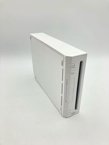 ニンテンドー Wii 本体 内蔵ソフト 3本 乱戦!ポケモンスクランブル ドンキーコング スーパーマリオUSA 0702-413