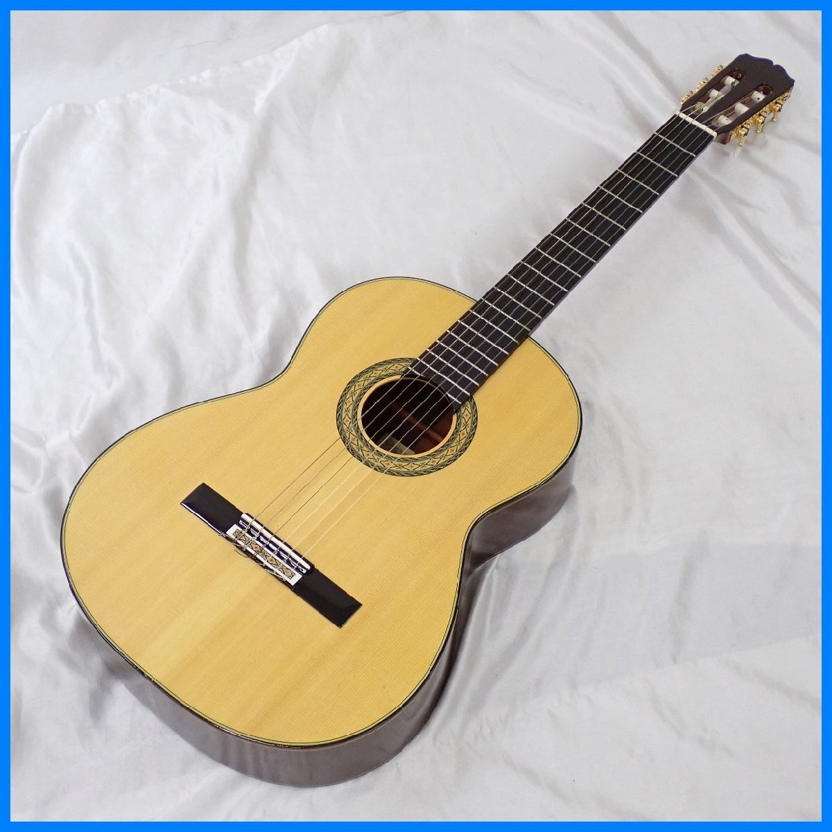 TAKAMINE クラシックギターNO.20 ハードケース付き Yahoo!オークション -「takamine no」(クラシックギター