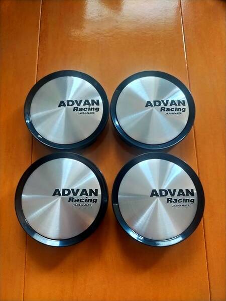 送料無料 ADVAN Racing JAPAN MADEアドバンレーシング ホイールセンターキャップ(外形約75mm、内径70mm)4個セット