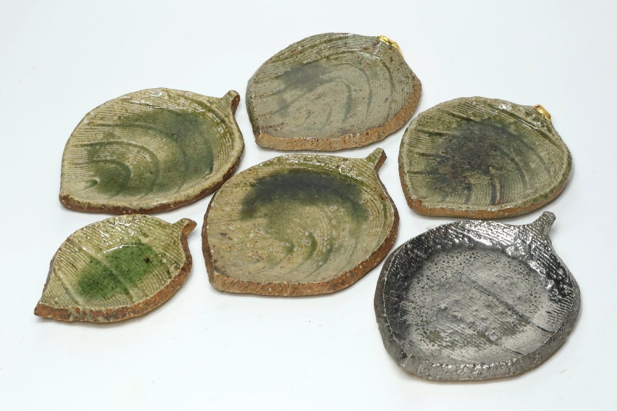 坂田甚内作　金銀彩角皿　ペア　送料込み250611 坂田甚内作 金銀彩角皿 ペア 送料込み250611